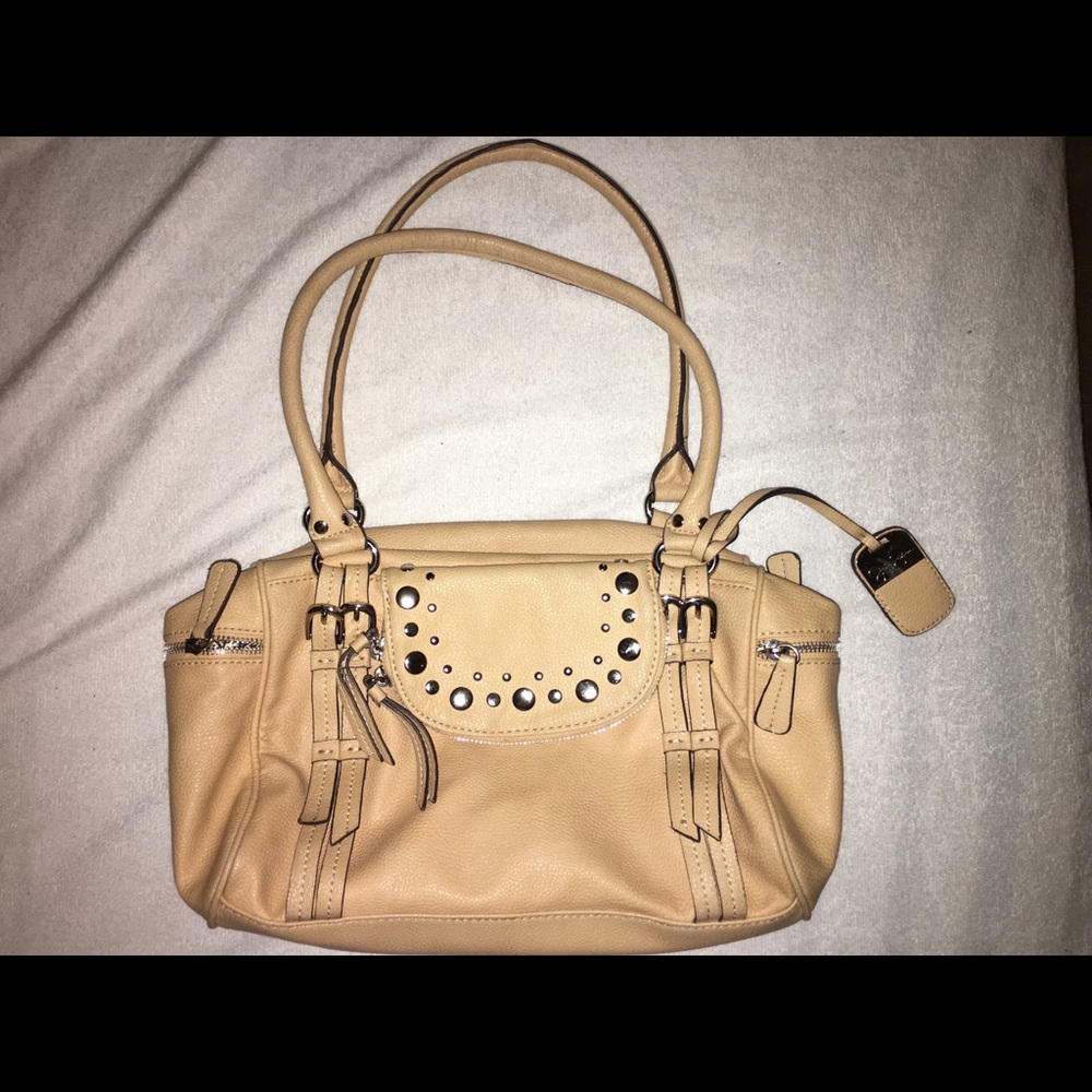 Cream colored Jessica Simpson handbag/purse